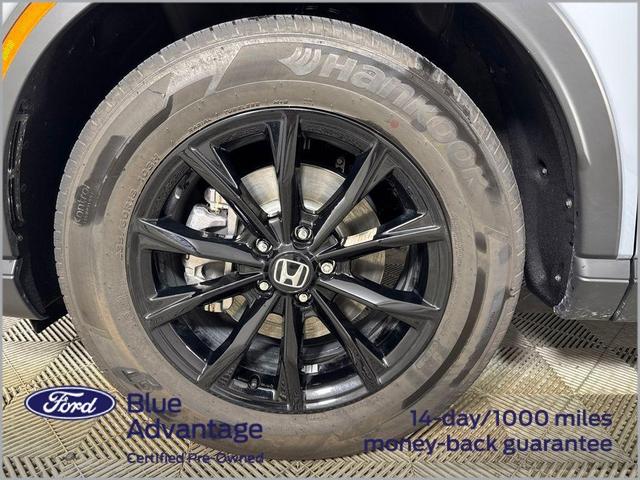 Photo of 2025 Urban Gray Pearl Honda CR-V Hybrid