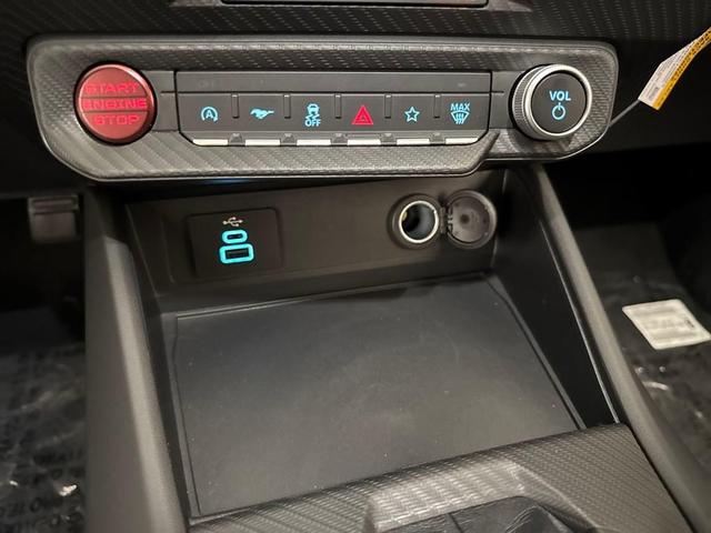 Photo of 2025 Shadow Black Ford Mustang