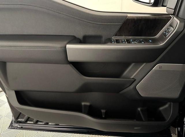 Photo of 2025 Blue Ford F-250