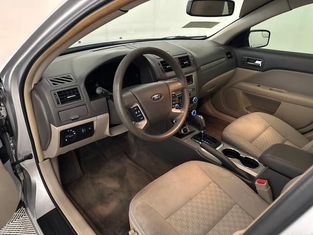 Photo of 2012 Ingot Silver Metallic Ford Fusion