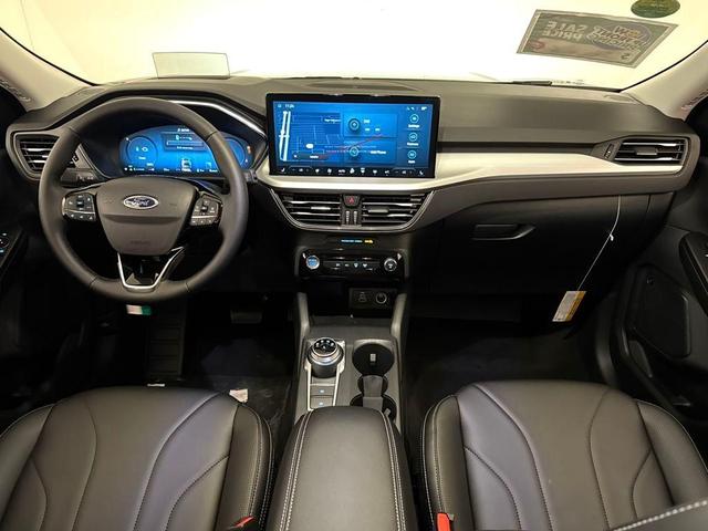 Photo of 2025 Vapor Blue Metallic Ford Escape