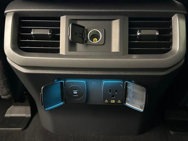 Photo of 2025 Agate Black Metallic Ford F-150