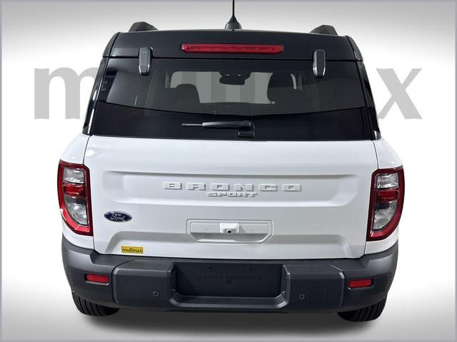 Photo of 2025 Oxford White Ford Bronco Sport