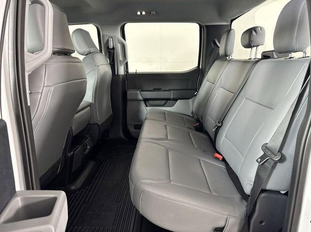 Photo of 2025 Oxford White Ford F-250