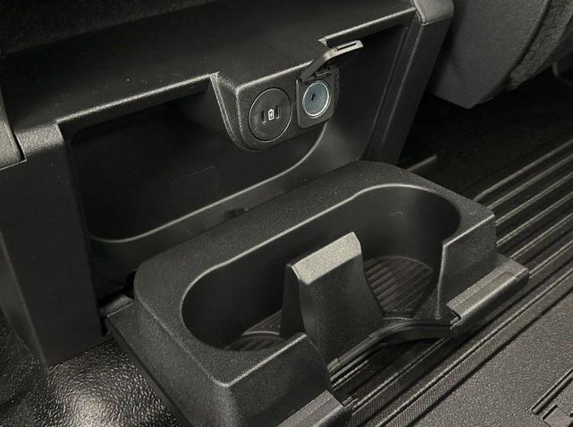 Photo of 2025 Oxford White Ford F-250