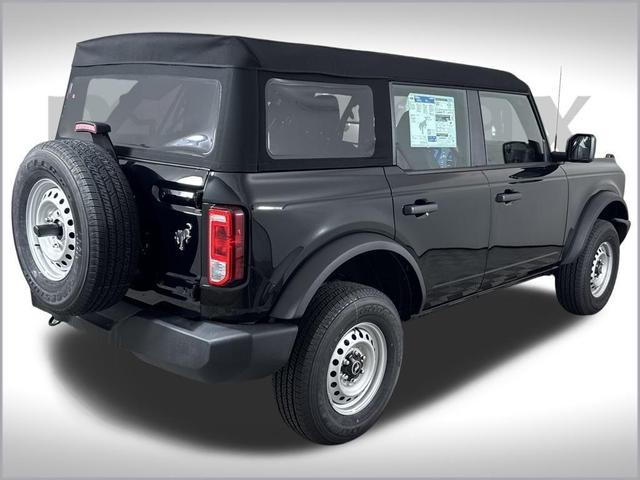Photo of 2025 Shadow Black Ford Bronco