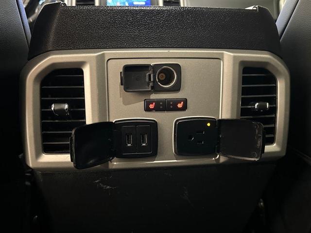 Photo of 2020 Oxford White Ford F-150