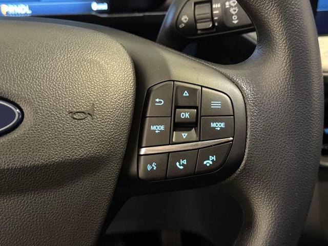 Photo of 2025 Oxford White Ford Maverick