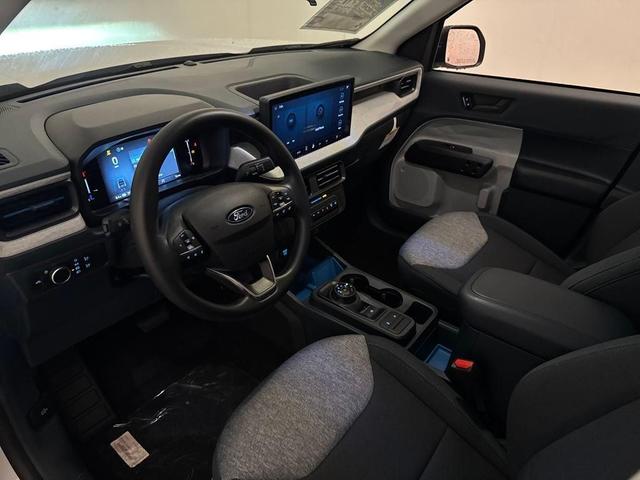 Photo of 2025 Oxford White Ford Maverick