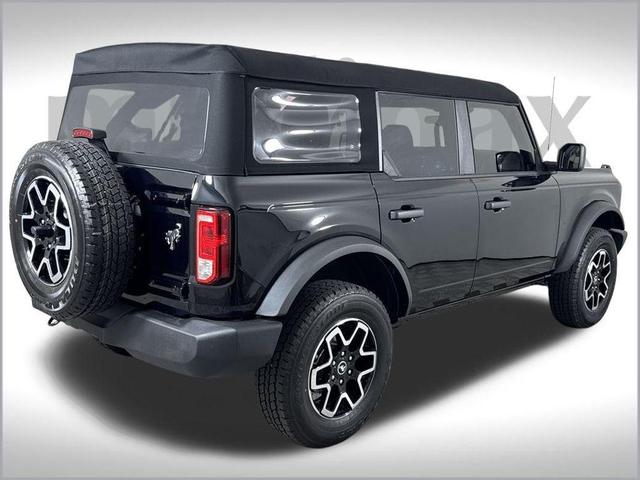 Photo of 2025 Shadow Black Ford Bronco