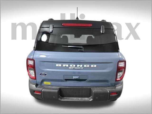 Photo of 2025 Azure Gray Metallic Ford Bronco Sport