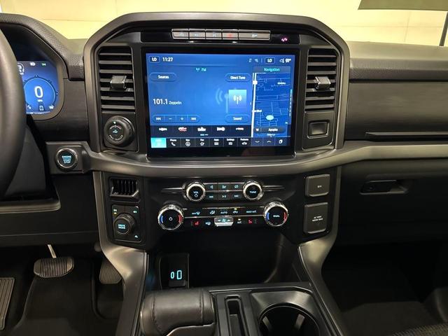 Photo of 2024 Agate Black Metallic Ford F-150