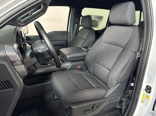 Photo of 2025 Oxford White Ford F-150