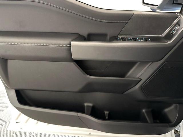Photo of 2025 Oxford White Ford F-150
