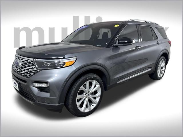 Photo of 2024 Carbonized Gray Metallic Ford Explorer