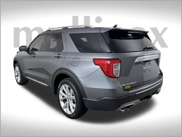 Photo of 2024 Carbonized Gray Metallic Ford Explorer