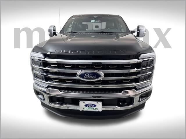 Photo of 2025 Agate Black Metallic Ford F-250