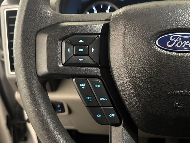 Photo of 2022 Oxford White Ford F-250
