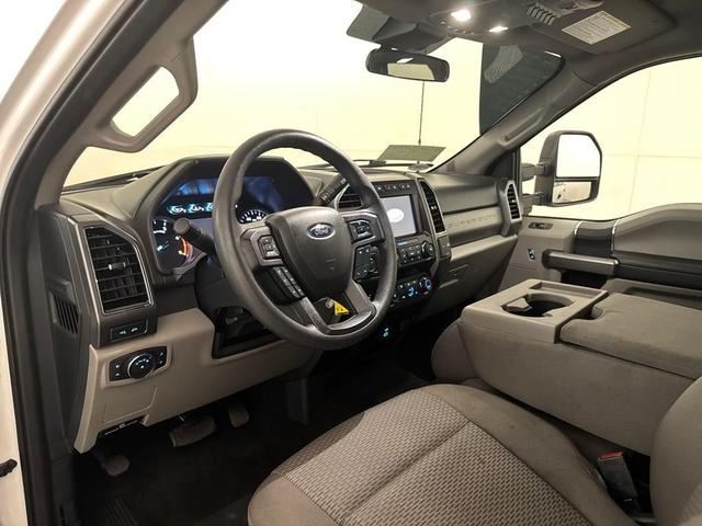 Photo of 2022 Oxford White Ford F-250
