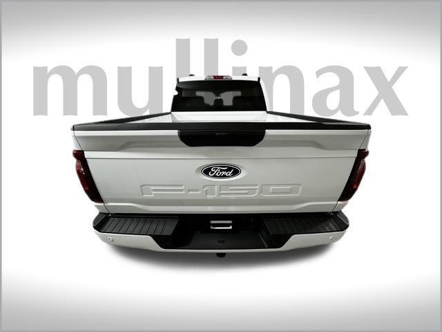 Photo of 2025 Oxford White Ford F-150