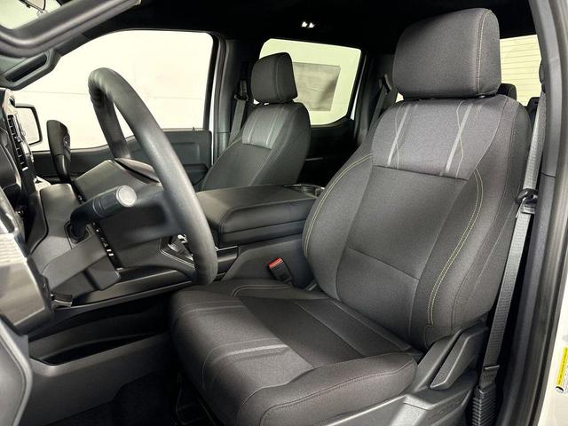 Photo of 2025 Oxford White Ford F-150