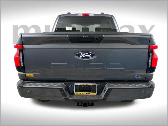 Photo of 2025 Gray Metallic Ford F-150 Lightning
