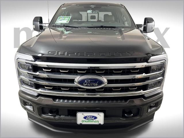 Photo of 2025 Black Ford F-350