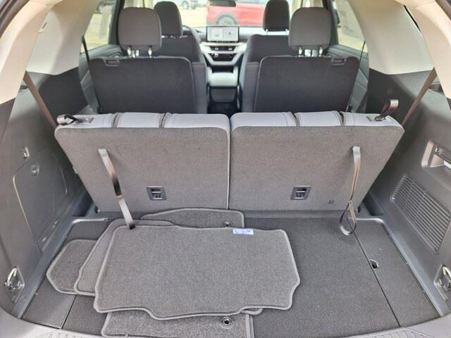 Photo of 2025 Agate Black Metallic Ford Explorer