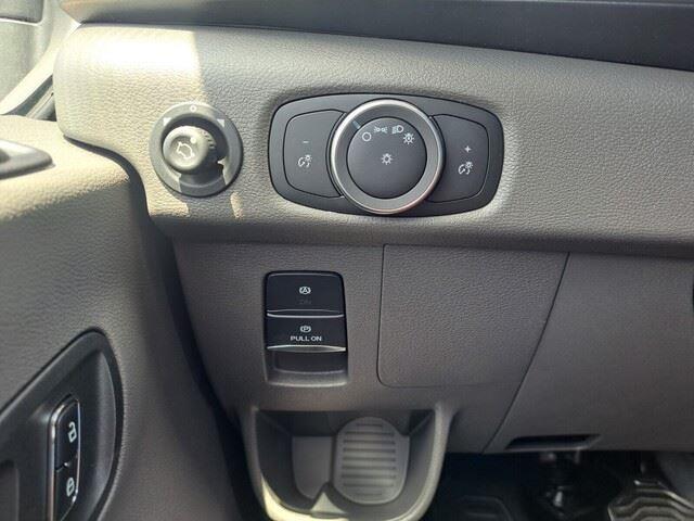 Photo of 2025 Oxford White Ford Transit-250