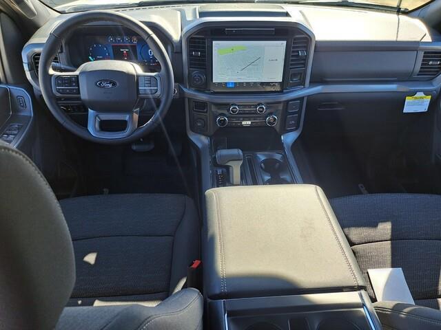 Photo of 2025 Oxford White Ford F-150