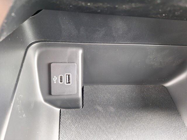 Photo of 2025 Oxford White Ford F-150