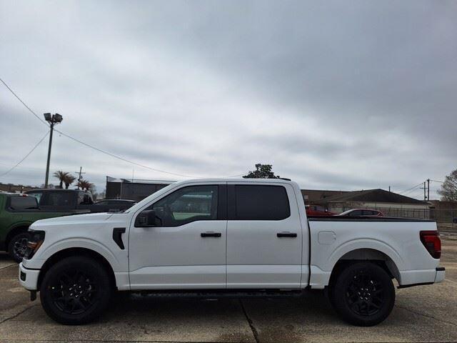 Photo of 2025 Oxford White Ford F-150