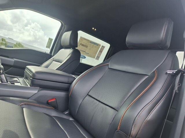 Photo of 2025 STAR WHITE METALLIC TRICOAT Ford F-150