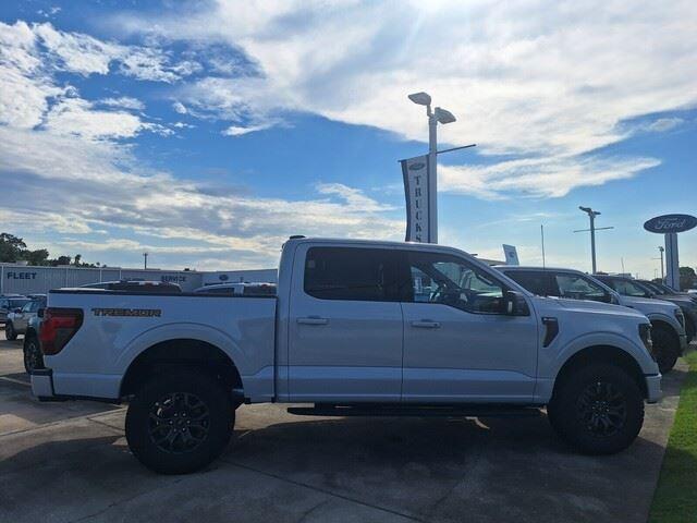 Photo of 2025 Space White Metallic Ford F-150