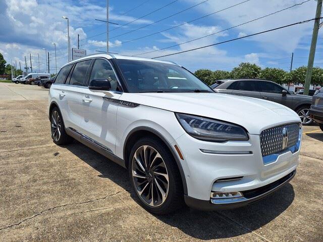 Photo of 2021 PRISTINE WHITE Lincoln Aviator