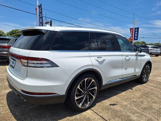 Photo of 2021 PRISTINE WHITE Lincoln Aviator