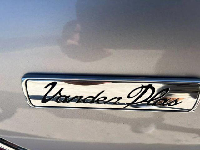 Photo of 2006 Silver Jaguar XJ