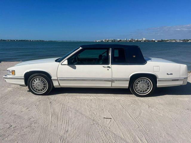 Photo of 1993 White Cadillac DeVille