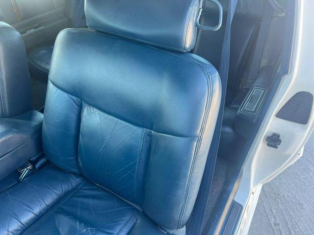 Photo of 1993 White Cadillac DeVille
