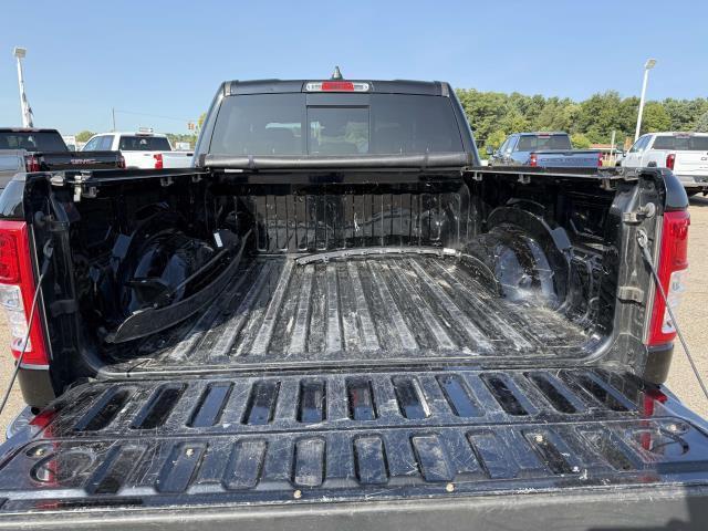 Photo of 2019 Diamond Black Crystal Pearlcoat RAM 1500