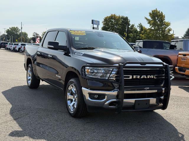 Photo of 2019 Diamond Black Crystal Pearlcoat RAM 1500