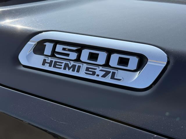 Photo of 2019 Diamond Black Crystal Pearlcoat RAM 1500