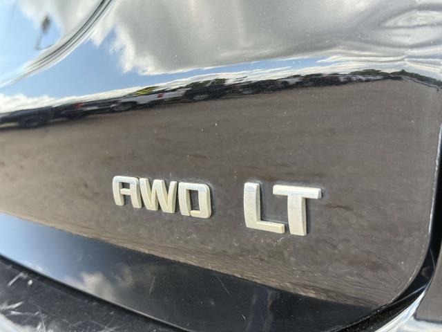 Photo of 2022 Mosaic Black Metallic Chevrolet Equinox