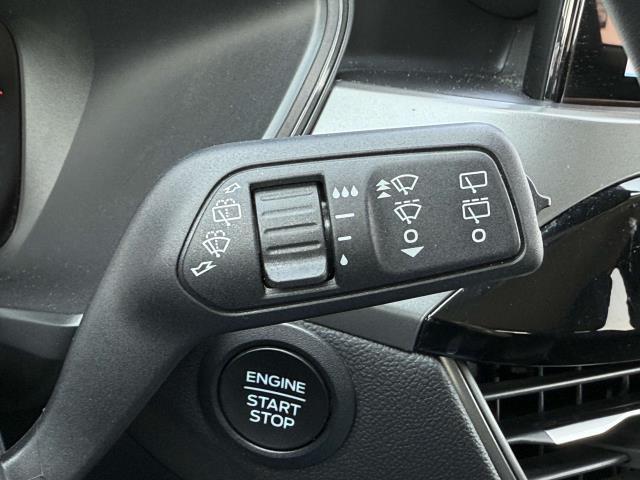 Photo of 2024 Black Metallic Ford Escape