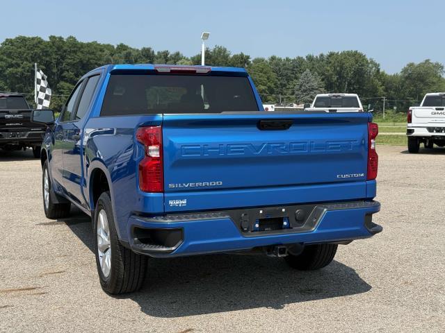 Photo of 2022 Glacier Blue Metallic Chevrolet Silverado 1500