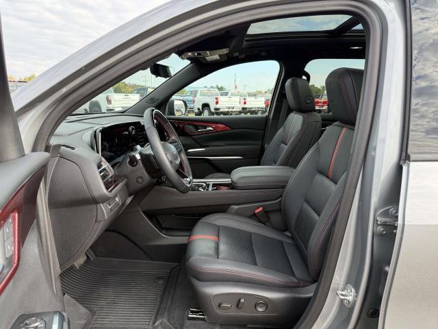Photo of 2024 Sterling Gray Metallic Chevrolet Traverse