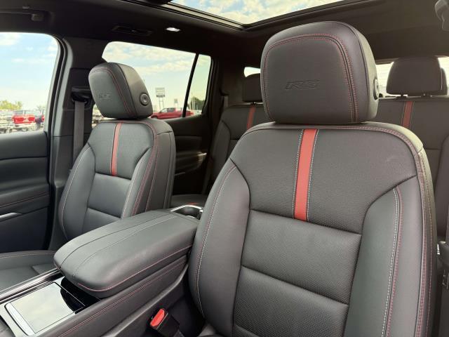 Photo of 2024 Sterling Gray Metallic Chevrolet Traverse