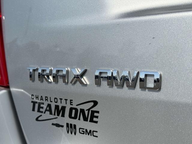 Photo of 2017 Silver Ice Metallic Chevrolet Trax