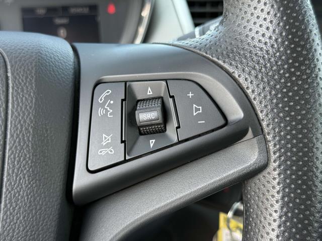 Photo of 2017 Silver Ice Metallic Chevrolet Trax
