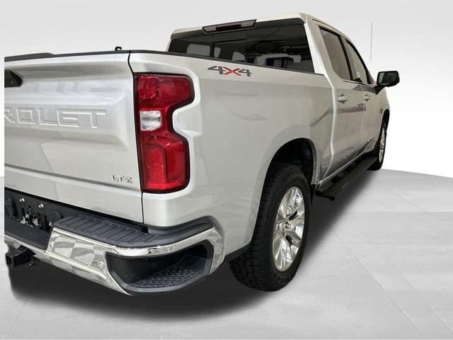 Photo of 2020 Silver Ice Metallic Chevrolet Silverado 1500